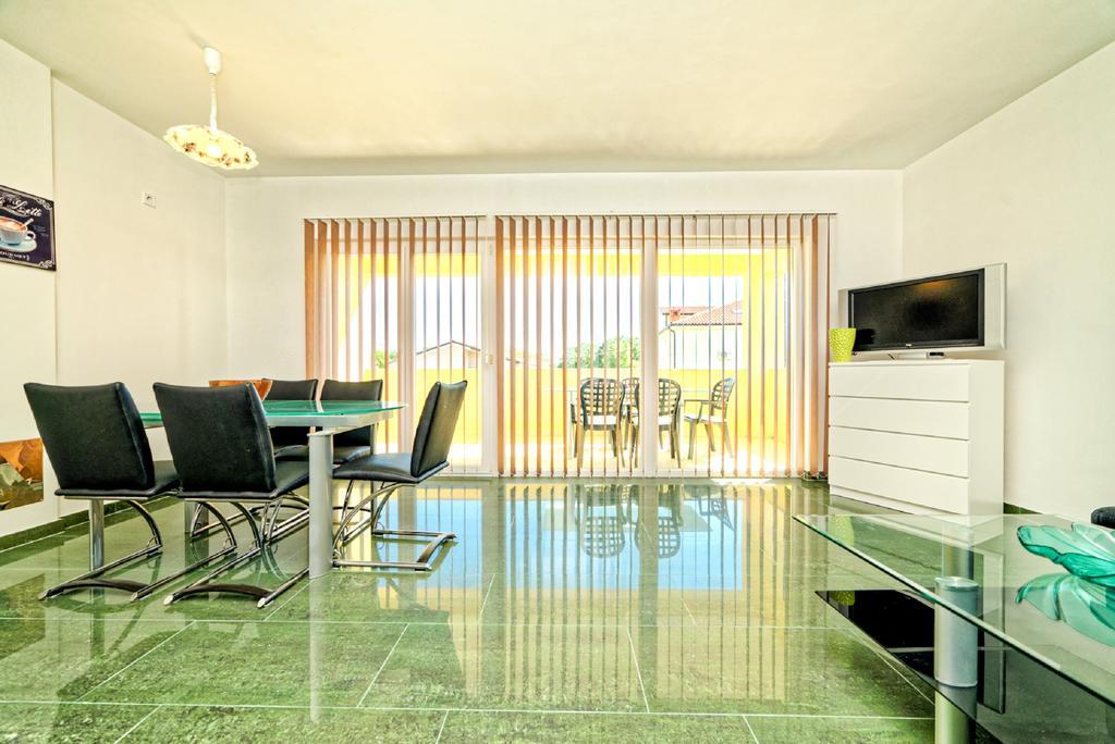 Apartment Una 2 PUY Eksteriør bilde