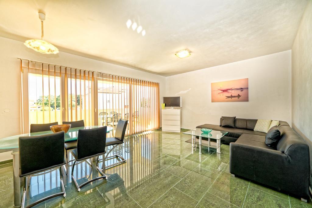Apartment Una 2 PUY Eksteriør bilde